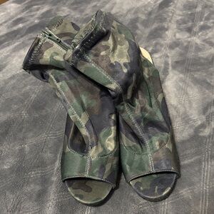 JustFab Camouflage Peep Toe Heels